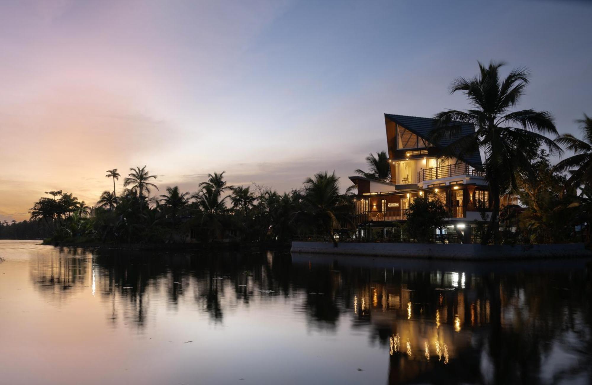Shiphouse Villa Alappuzha Exterior photo